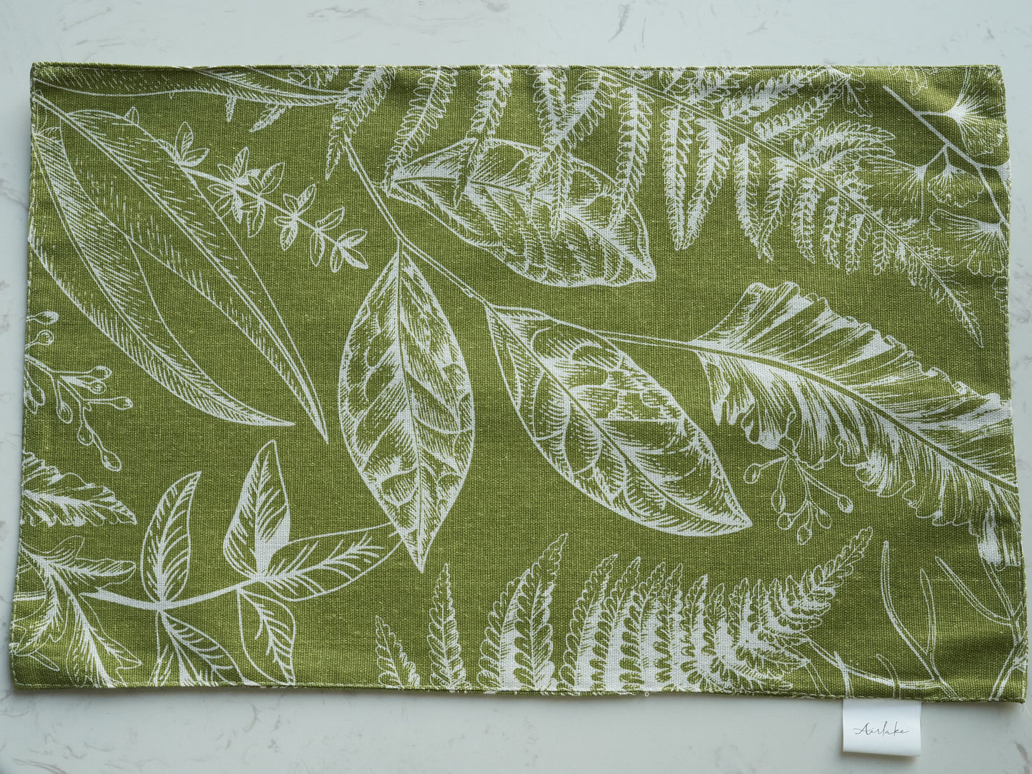 Airlake Natural Thread Fabric Place Mats-Verdant Maple