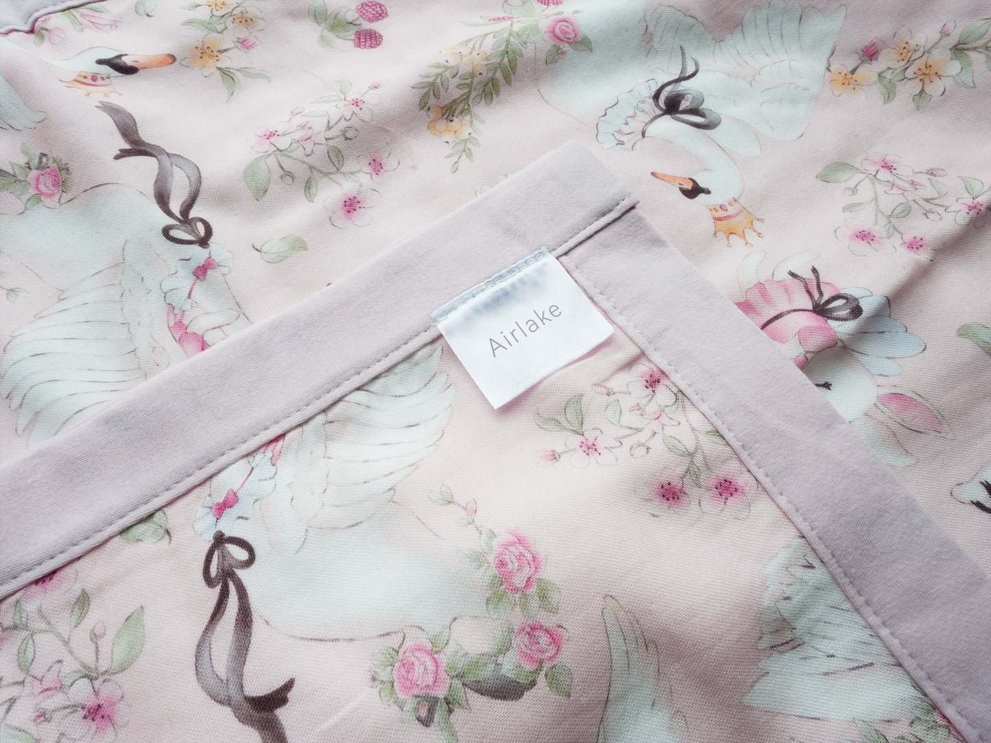Airlake Cloudsnug Muslin Blanket-Blush Swan