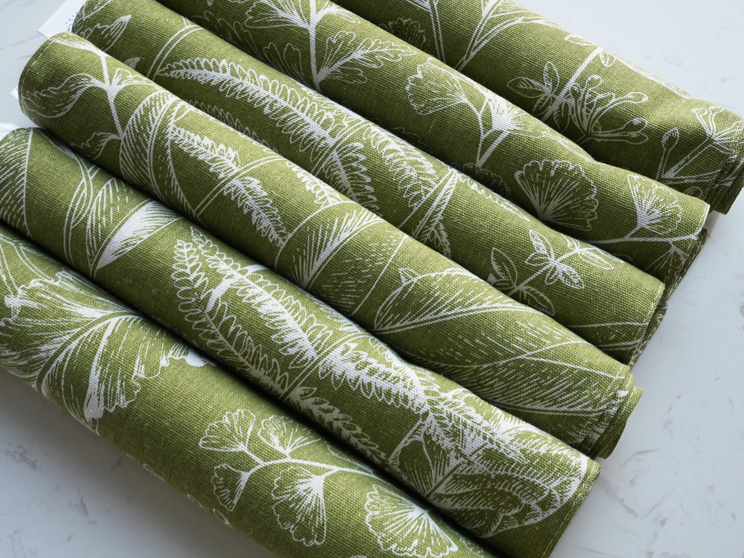 Airlake Natural Thread Fabric Place Mats-Verdant Maple
