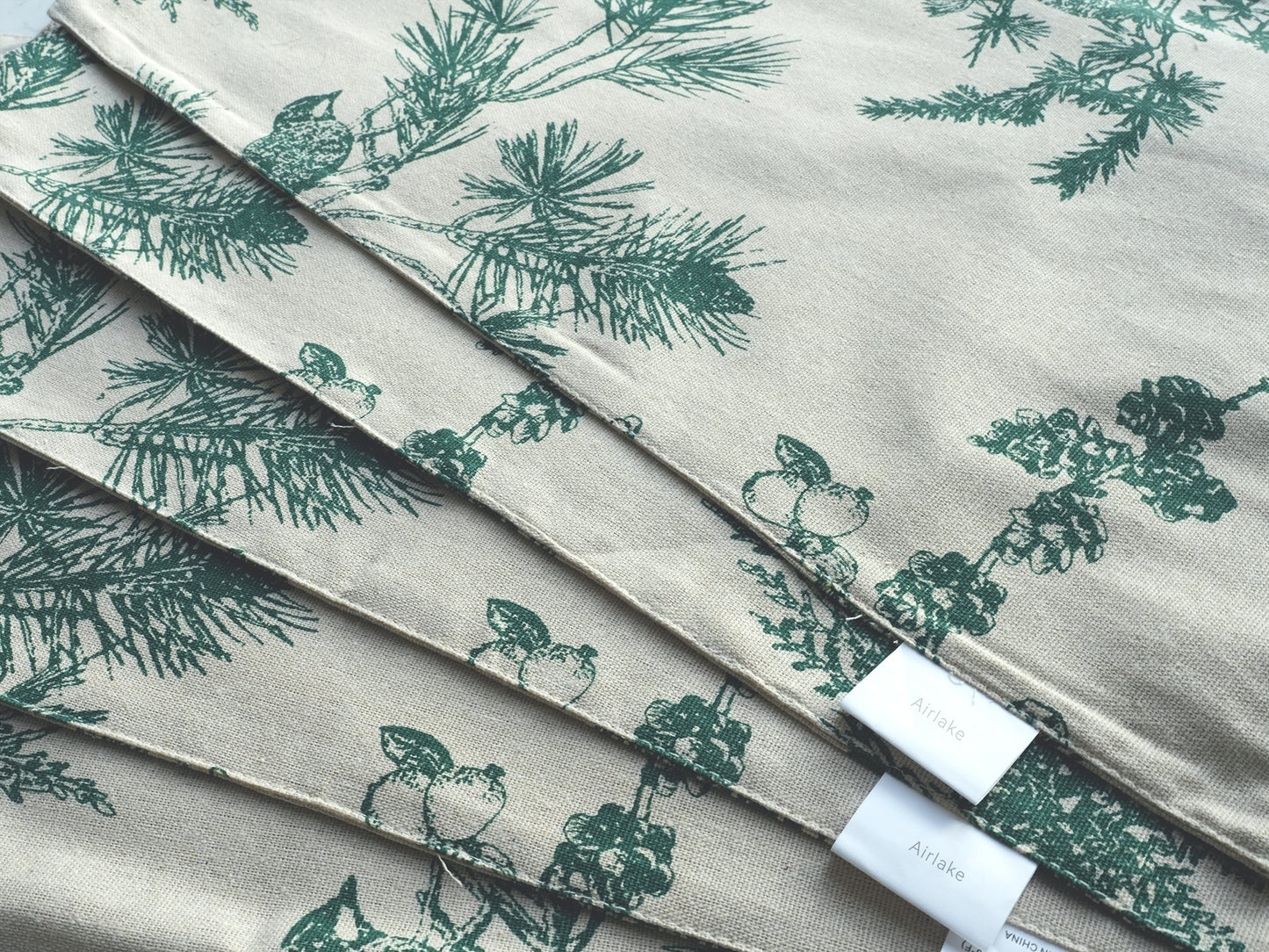 Airlake Natural Thread Fabric Place Mats-Pinebird Sketch